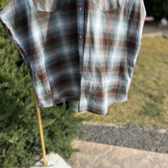 Mens (2X) CANYON GUIDE OUTFITTERS SLEEVELESS SNAP UP COLLAR SHIRT - Picture 5 of 10